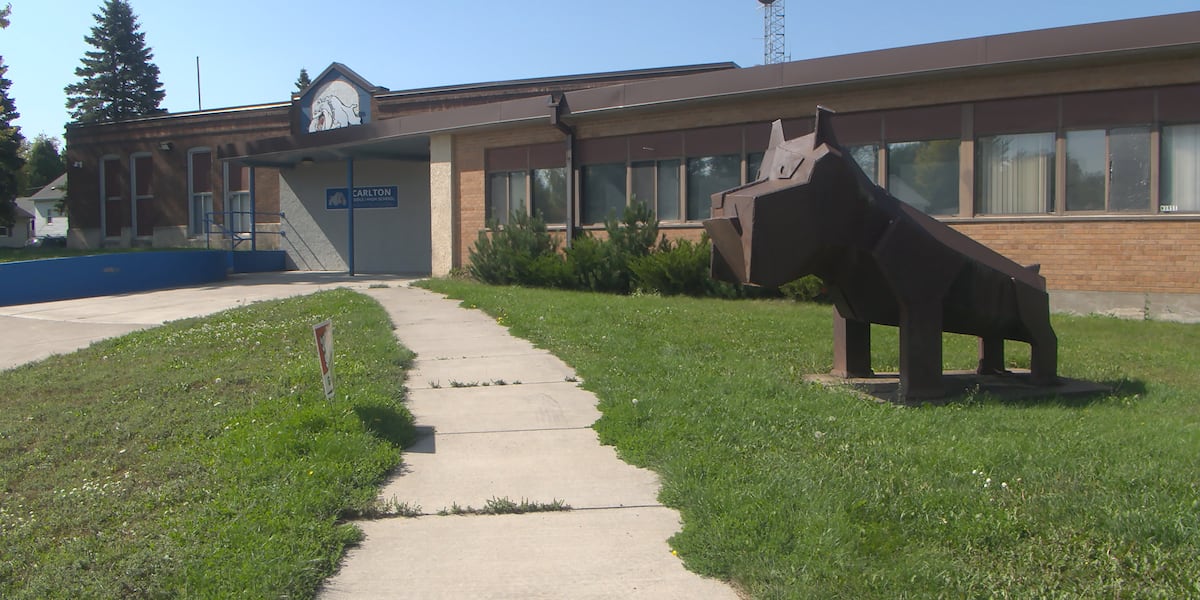 Carlton and Wrenshall schools to consolidate after unanimous school