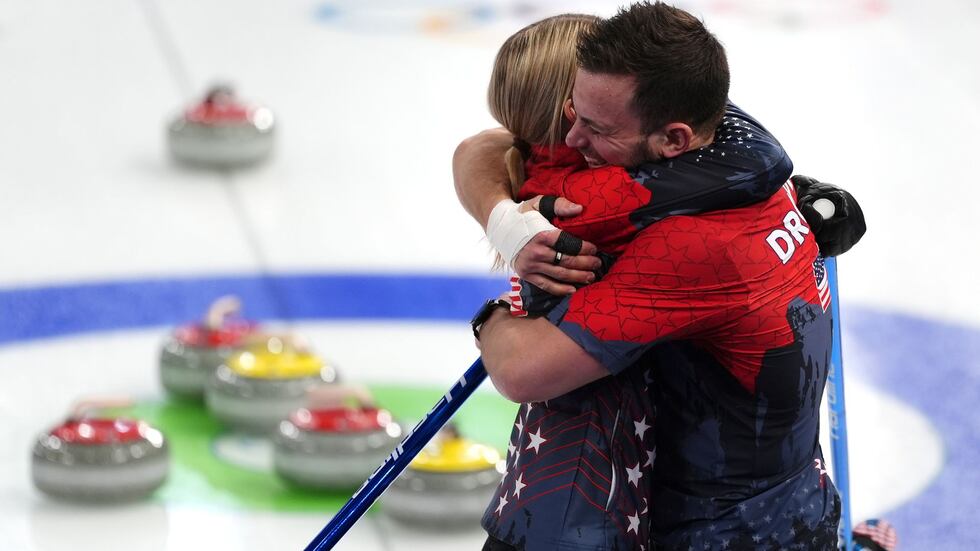 The U.S. team of Cory Thiesse and Korey Dropkin stayed perfect in Cortina with a win over...