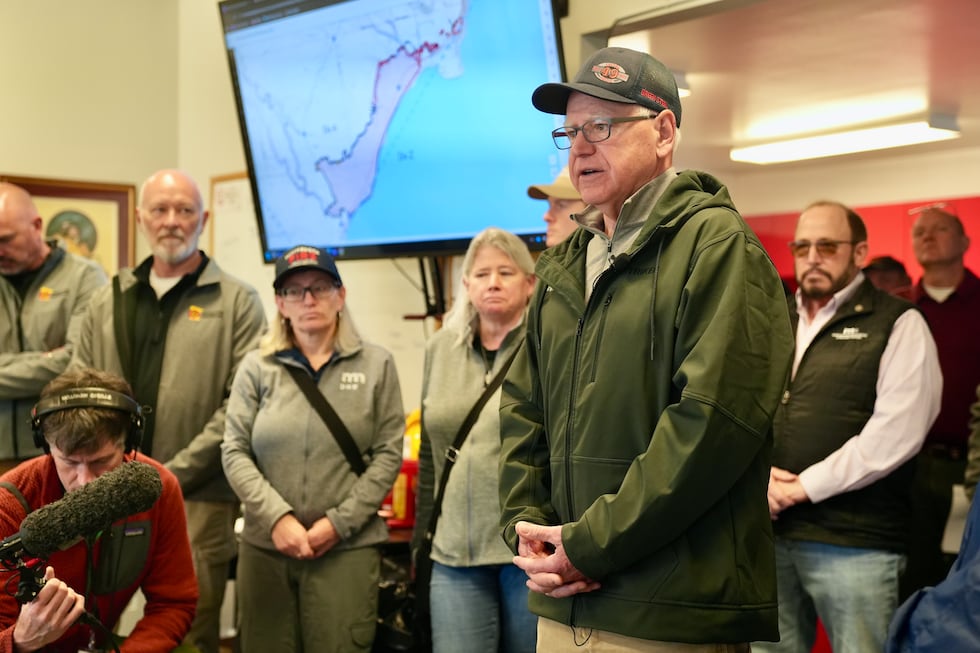 Walz Tours Two Harbors Wildfire