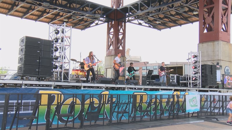 'Rock The Bayfront' keeps the party going on marathon weekend